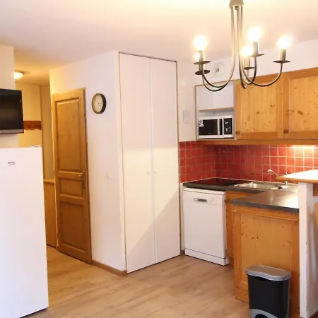 Spacieux 6 Pers Au Pied Des Pistes Avec Balcon, Parking Et Wi-fi - Val Cenis - Fr-1-508-51 Lanslevillard